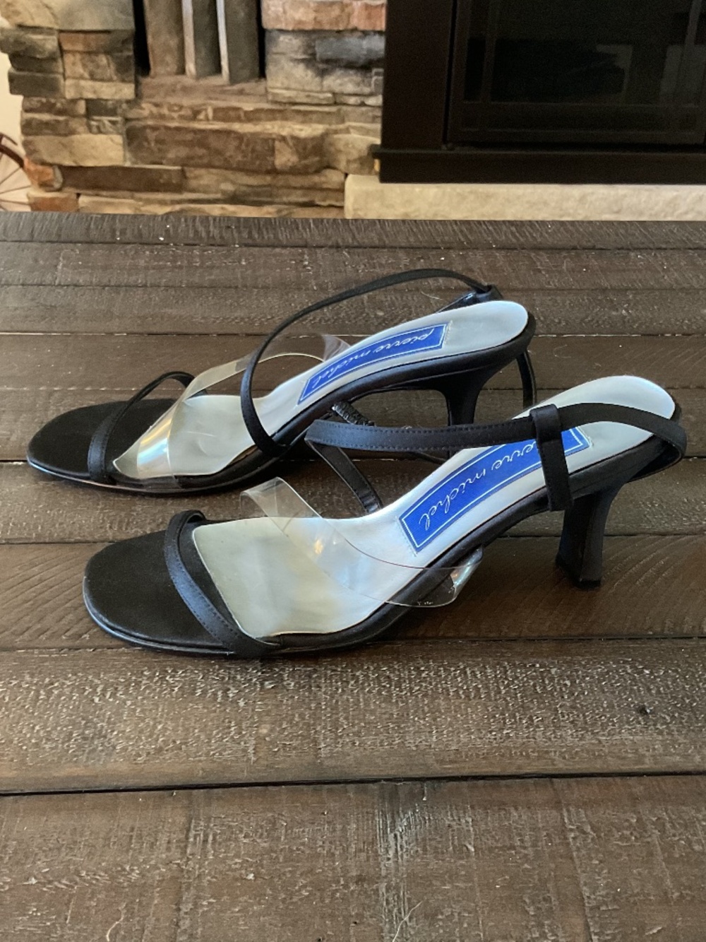 ✨ 🇨🇦Pierre Michel Strappy Heeled Sandals - size 7